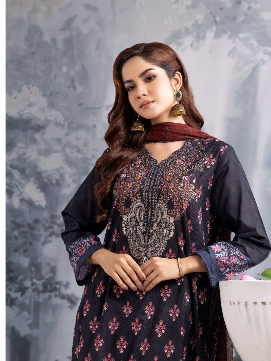 Deshi Three Piece 15 — back view