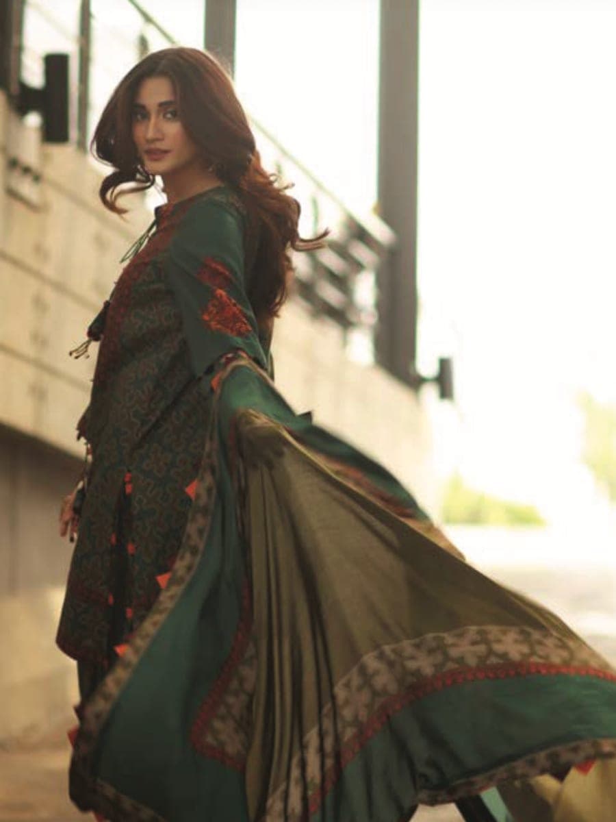 Pakistani Three Piece 30 — fabric view