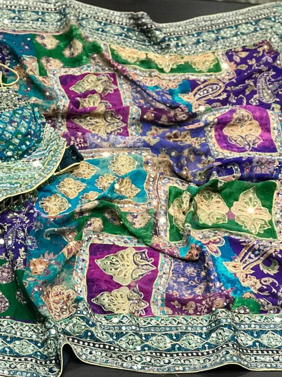 Indian Saree 03 — front view