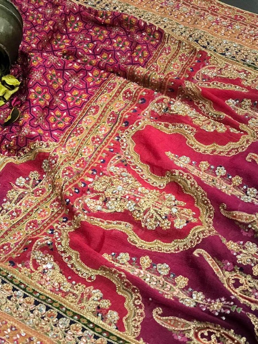 Indian Saree 01 — detail view